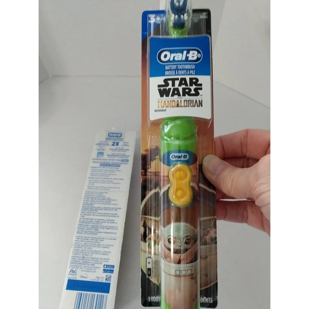 2 Oral-B Kids Electric Toothbrushes The Mandalorian Baby Yoda Star Wars Grogu